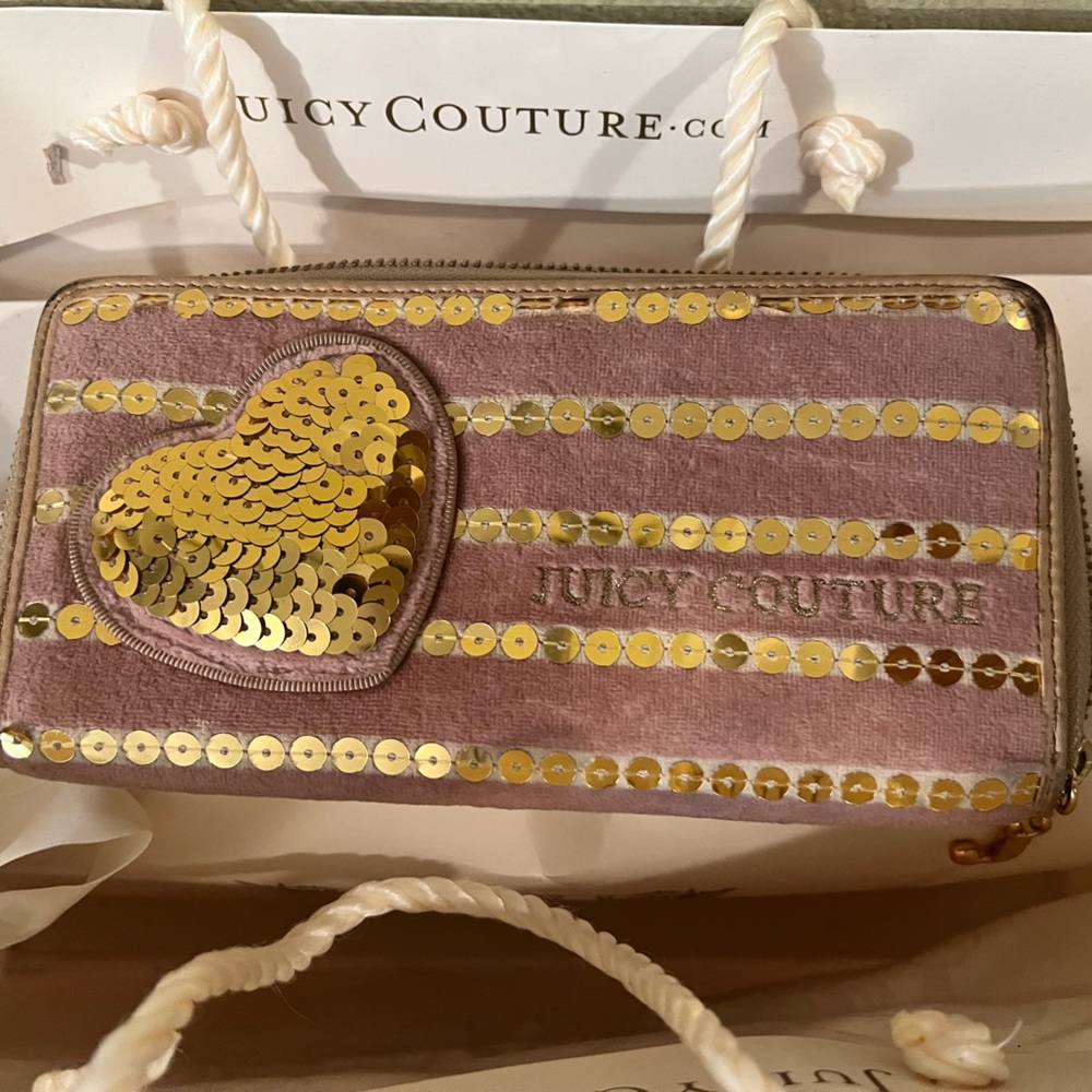Juicy Couture wallet